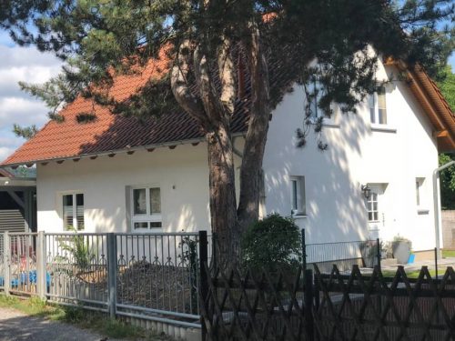 Schmutzabweisender Hausanstrich mit Lotuseffekt in Stadthagen